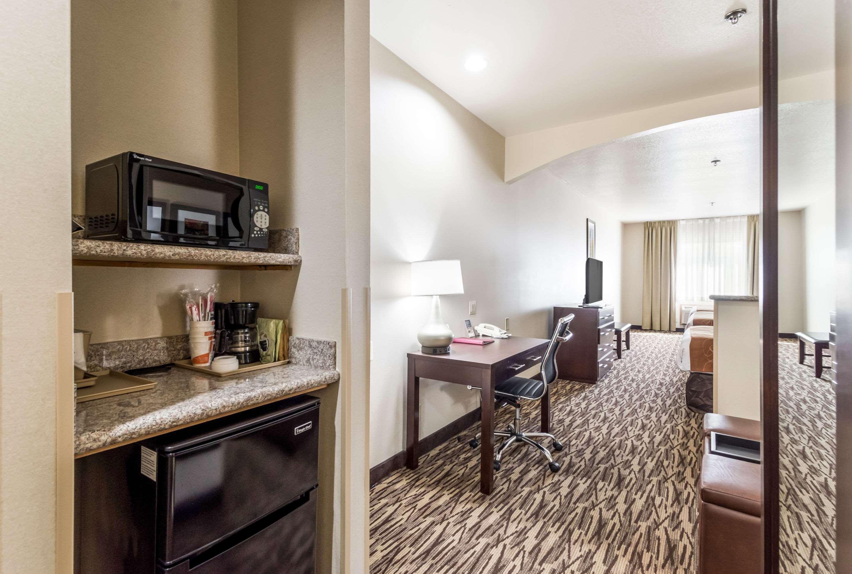 Comfort Suites Portland Airport Εξωτερικό φωτογραφία