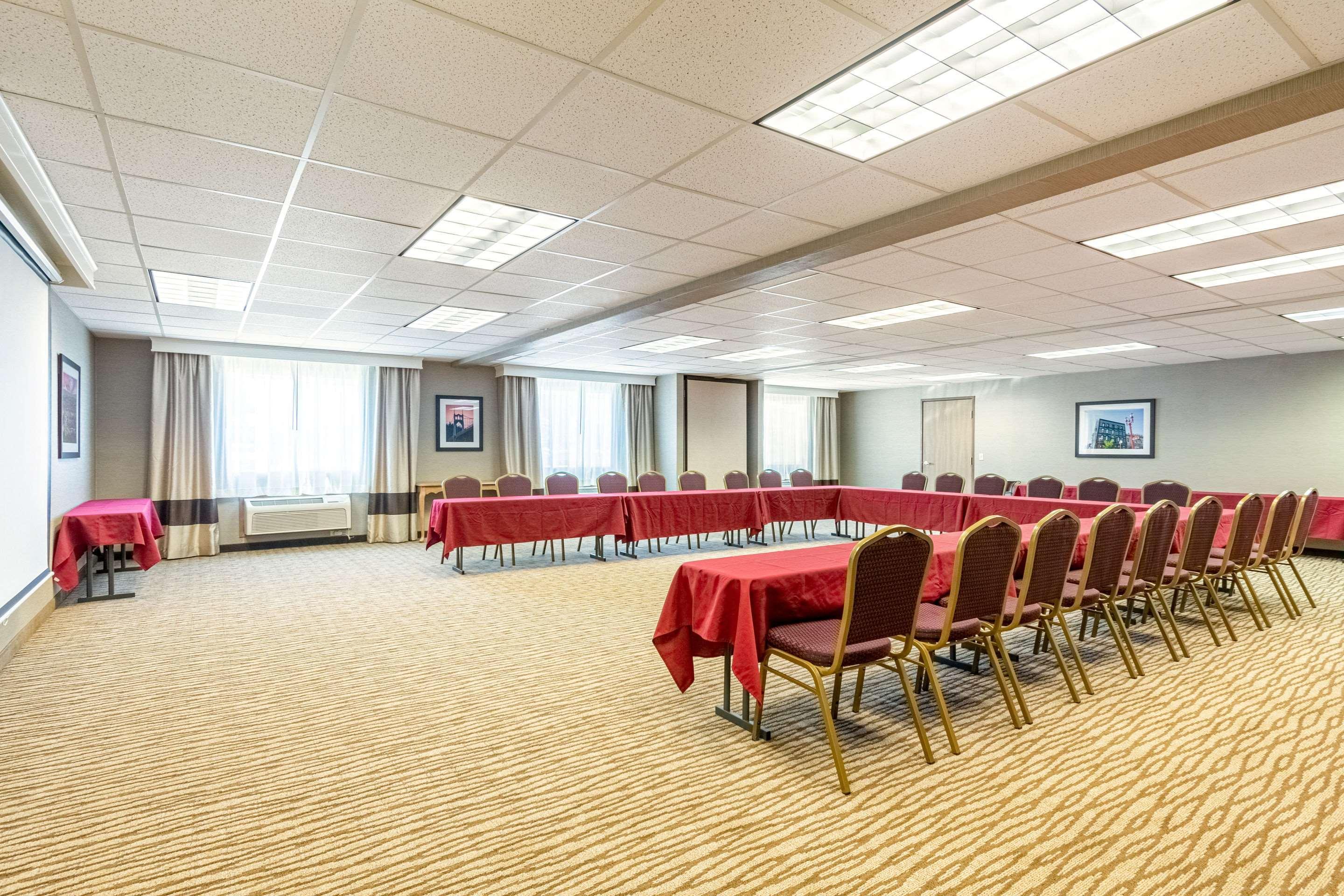 Comfort Suites Portland Airport Εξωτερικό φωτογραφία