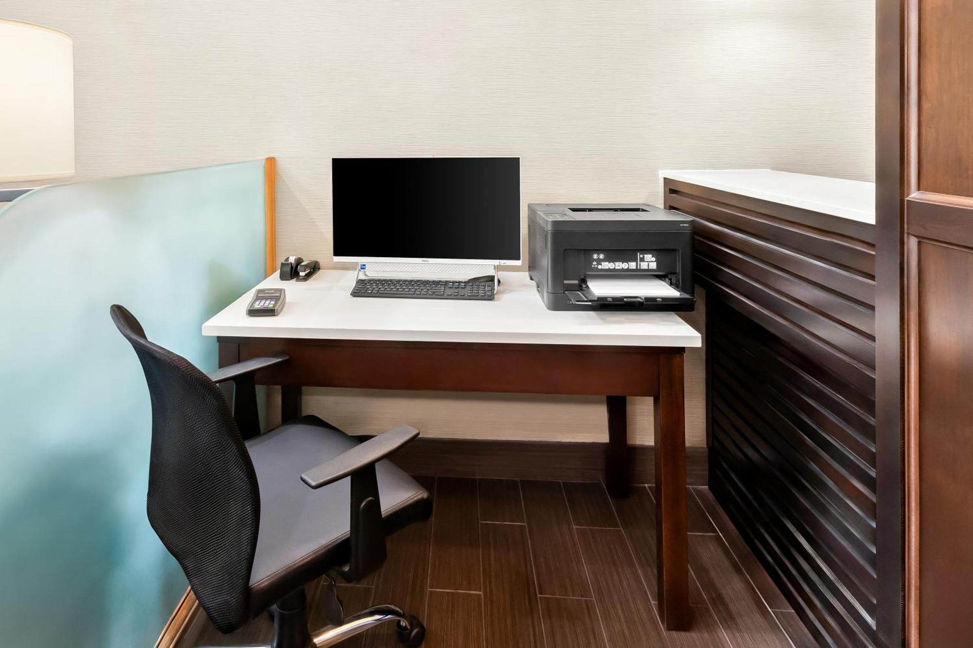 Comfort Suites Portland Airport Εξωτερικό φωτογραφία